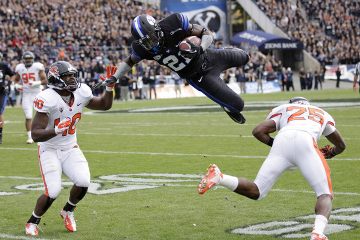 byu-football-blackout-uniform-2012